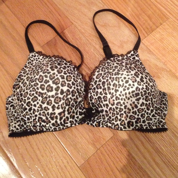 Victoria Secret leopard bra