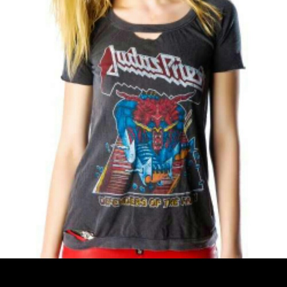 **ISO** Chaser Judas Priest tee Med or Large