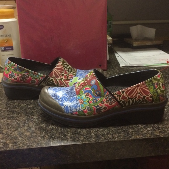 Dansko Shoes
