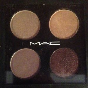 MAC Cosmetics Eyeshadow Palette