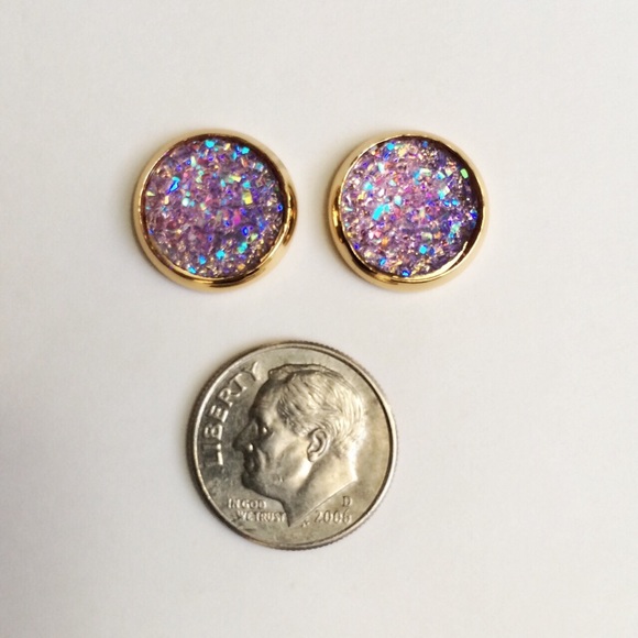3 for 15🎀light purple iridescent Drusy style stud - Picture 3 of 6