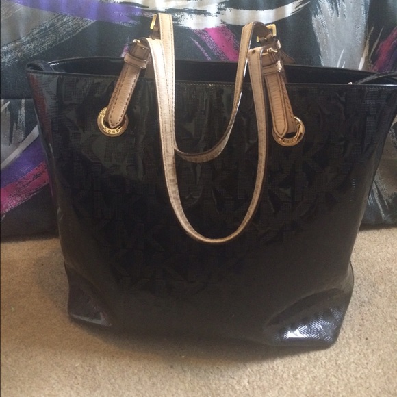 MICHAEL KORS DESIGNER HANDBAG