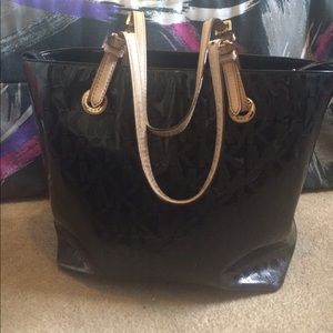 MICHAEL KORS DESIGNER HANDBAG