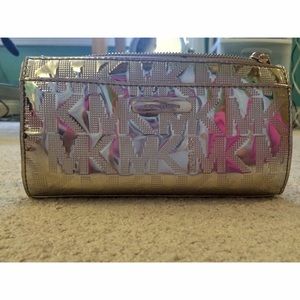 Michael Kors make up bag