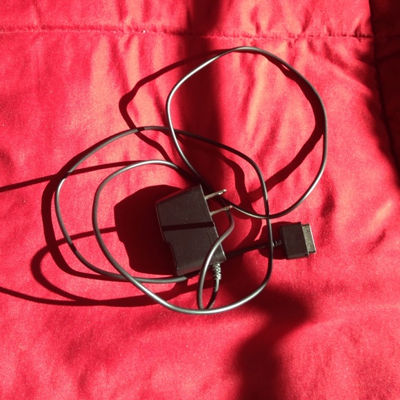 iPhone 4/4s charger