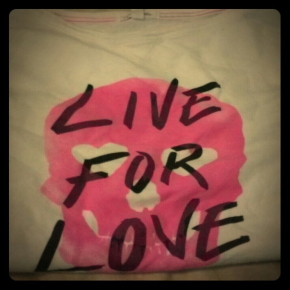Aeropostale "live for love" top fits more large