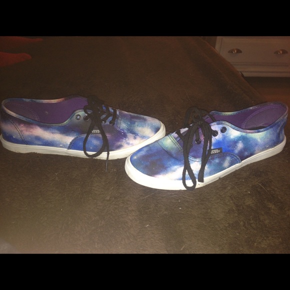 Galaxy Vans