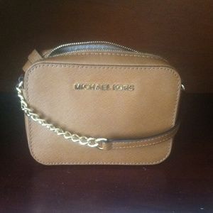Michael Kors Jet Set Crossbody