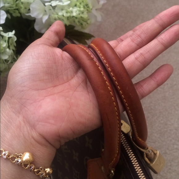 SOLD🏁 - Picture 2 of 4