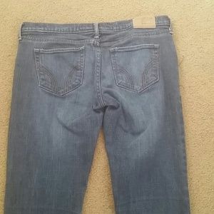 Straight leg stretch jeans