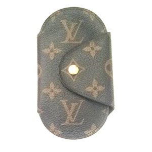 🚫SOLD🚫Louis Vuitton 6 ring key chain w/ card