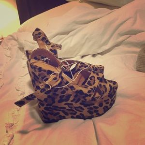 Leopard Wedges !