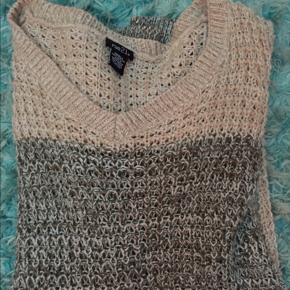 Tan and green RUE 21 sweater! - Picture 2 of 3