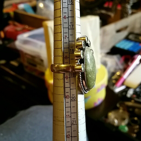 SIZE 8.75 PERIDOT & GREEN TURQUOISE