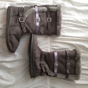 Grey Justice boots
