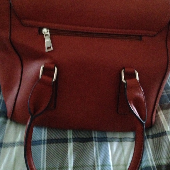 Handbag - Picture 2 of 3