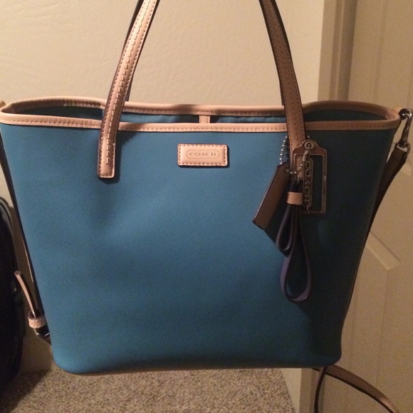 Brand new coach purse TRADING