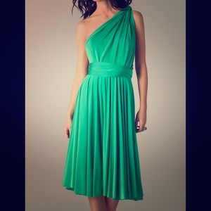 Von Vonni Transformer Kelly Green Dress One size