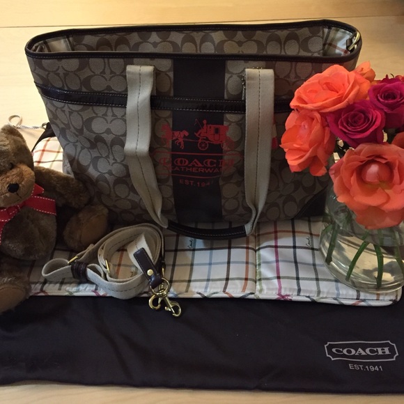 🍓HP🍓 Coach Leather Brown Multifunction Tote - Picture 2 of 4