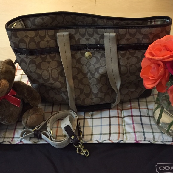 🍓HP🍓 Coach Leather Brown Multifunction Tote - Picture 4 of 4