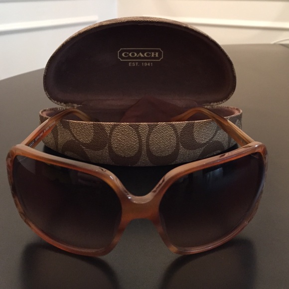 ON SALE!!!Authentic Coach sunglasses