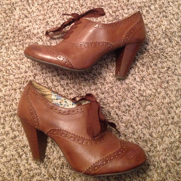 American appeal bootie heels