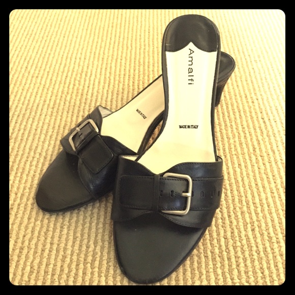 ✨SALE!✨Amalfi black mule heels