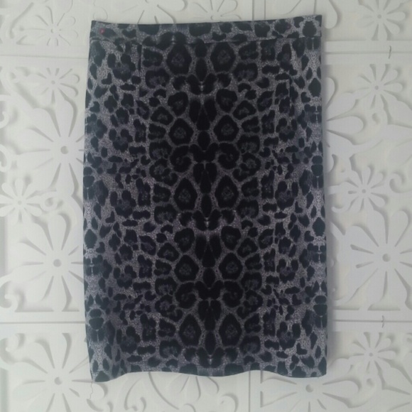 🆕 Leopard Pencil Skirt