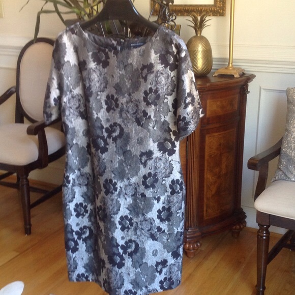 Grey and Black Floral print Sheath - Picture 3 of 3