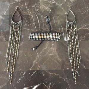 Express bracelet and earring set