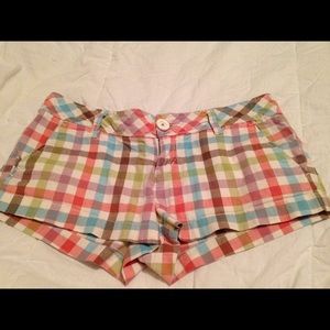 Adorable plaid shorts