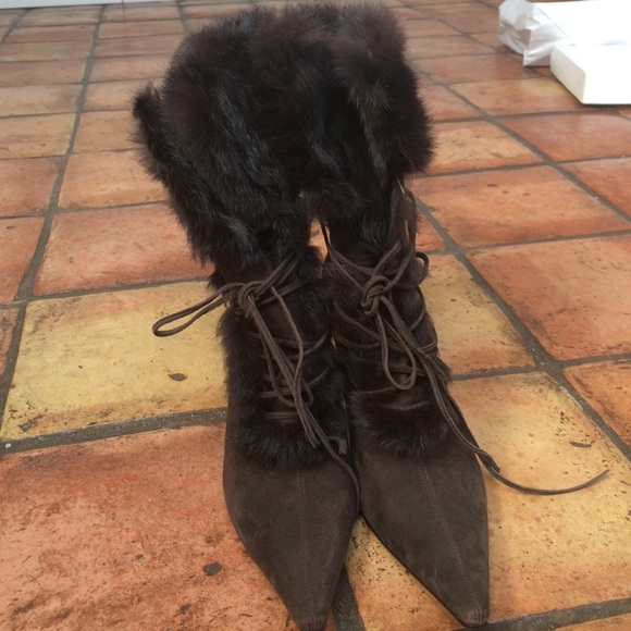 Fur boots