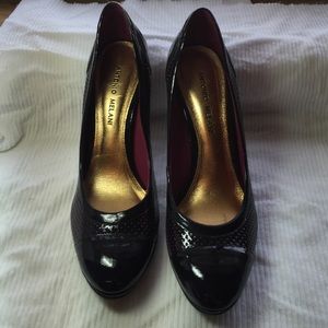 Antonio Melani Black with Hot Pink Heels. 7.5 US