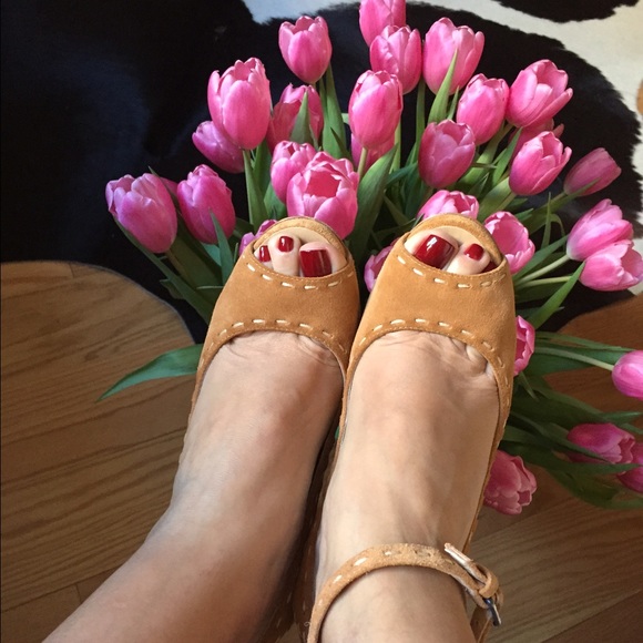 🍃💕 Love Is In the Air ... - Picture 3 of 4