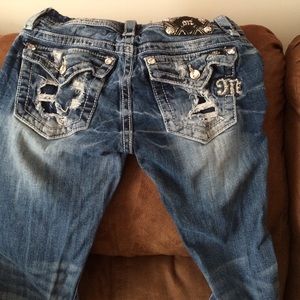 Miss Me signature ankle skinny size 28