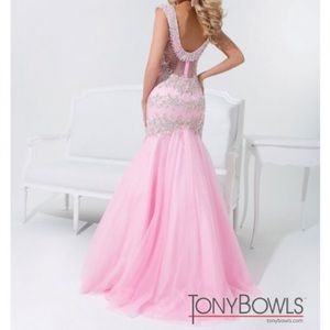 Tony Bowls dress