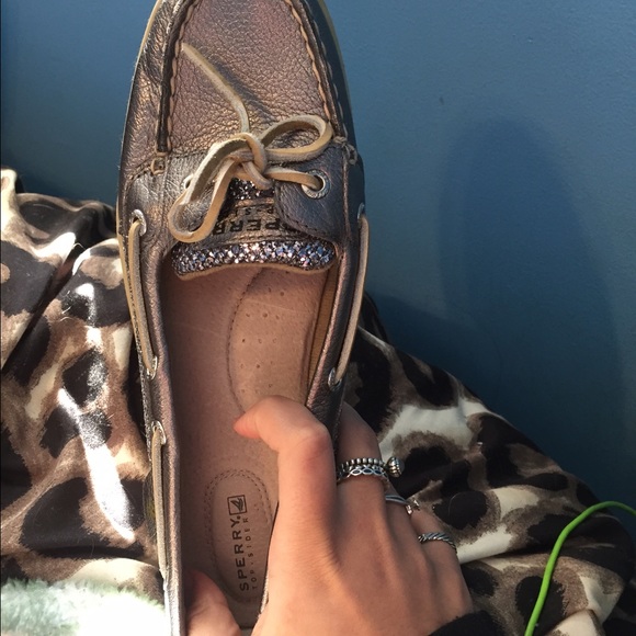 Silver, with lsarkles size 9 women Sperrys