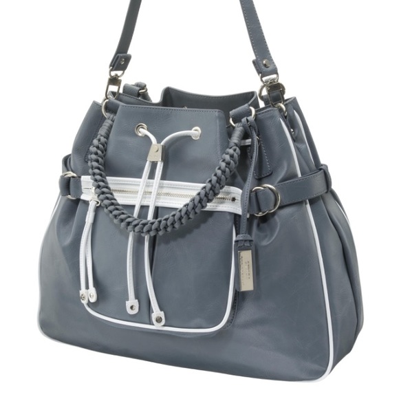 Grey Gryson drawstring bag