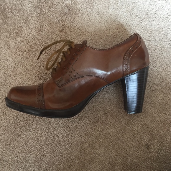 BASS heels - Picture 3 of 4