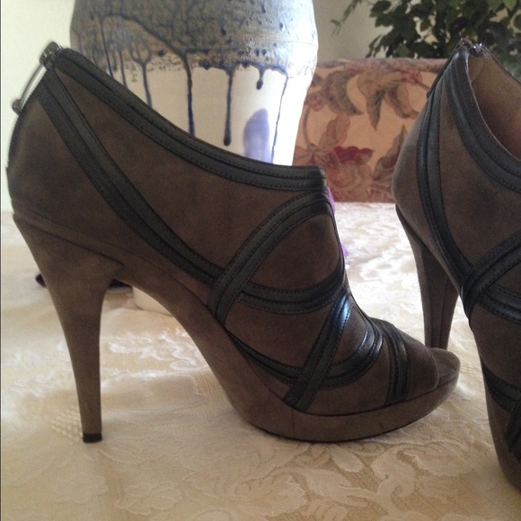 Via Spiga stunning booties