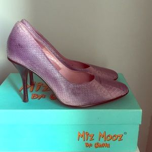 Miz Mooz purple pumps size 40!