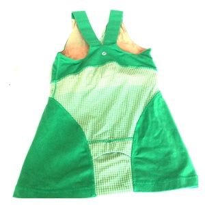 🚫SOLD🚫Lululemon size 4 green mesh tank