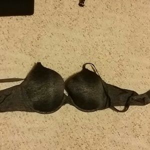 Lightly worn VS t-shirt bra