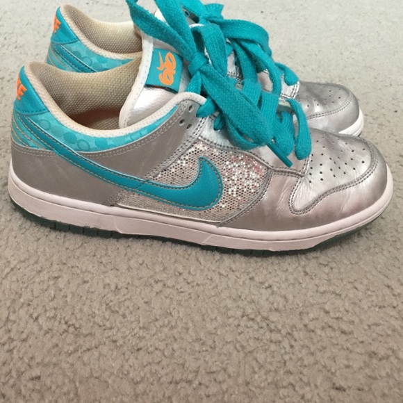 Nike 6.0 skate shoes - Picture 2 of 4