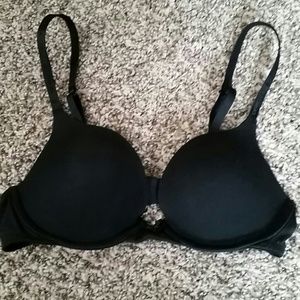 Victoria's Secret 34B push up bra NWOT