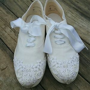 Wedding sneakers used size 9 Ska-Doo brand.