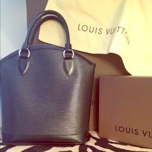 Epi Louis Vuitton Lockit Authentic black