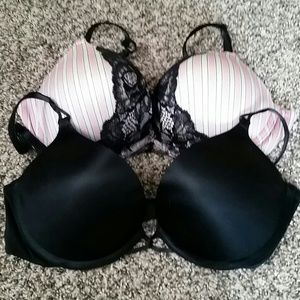 2 Victoria's Secret bombshell 36B bras