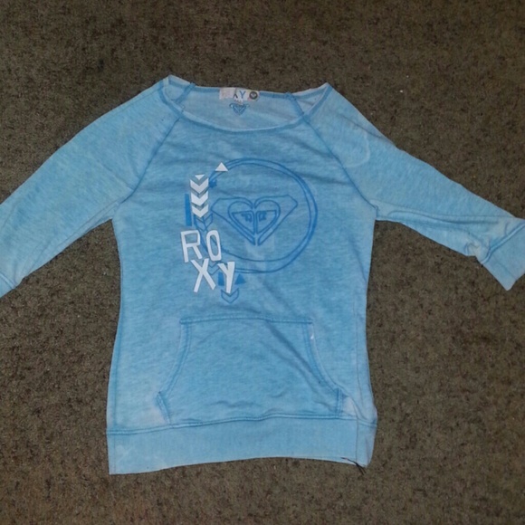 Roxy over the shoulder sweater! Super comfy! - Picture 1 of 4
