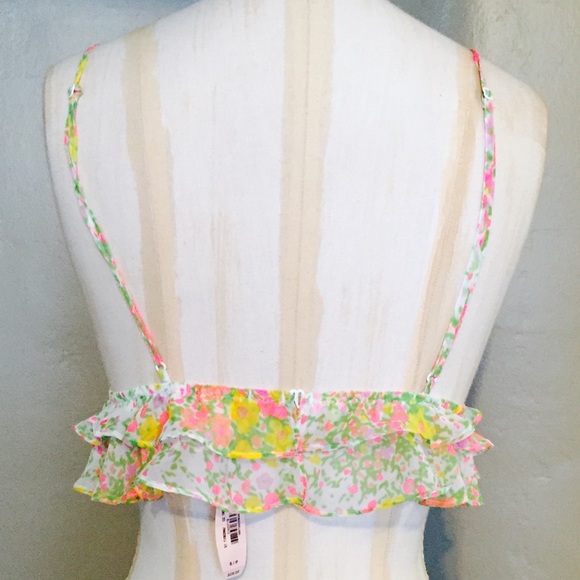 VS Floral Flutter Bralette! - Picture 3 of 4